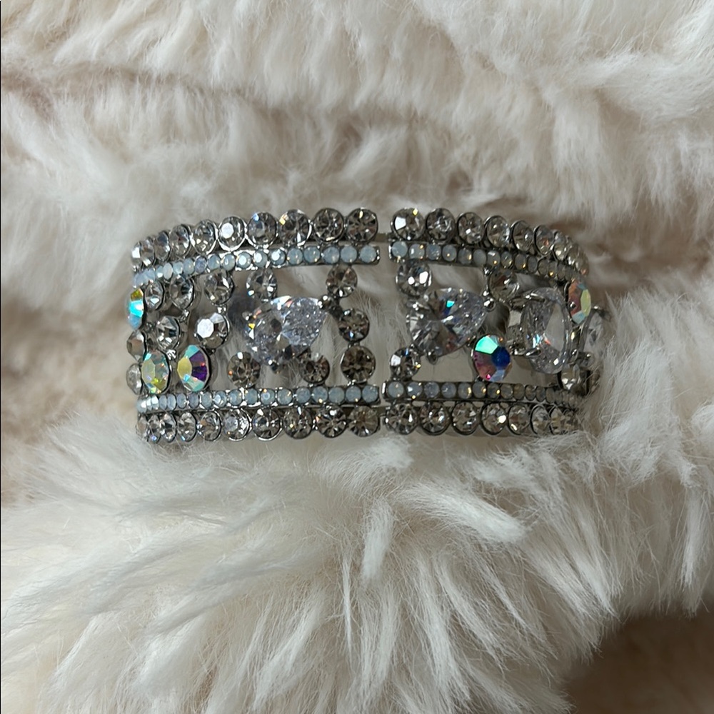 Women’s Sparkling Rhinestone Bracelet NEW